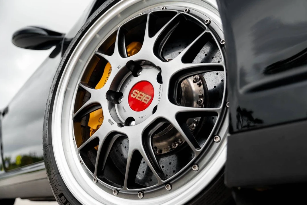2011 Porsche 997 Turbo S - Image 22 of 31
