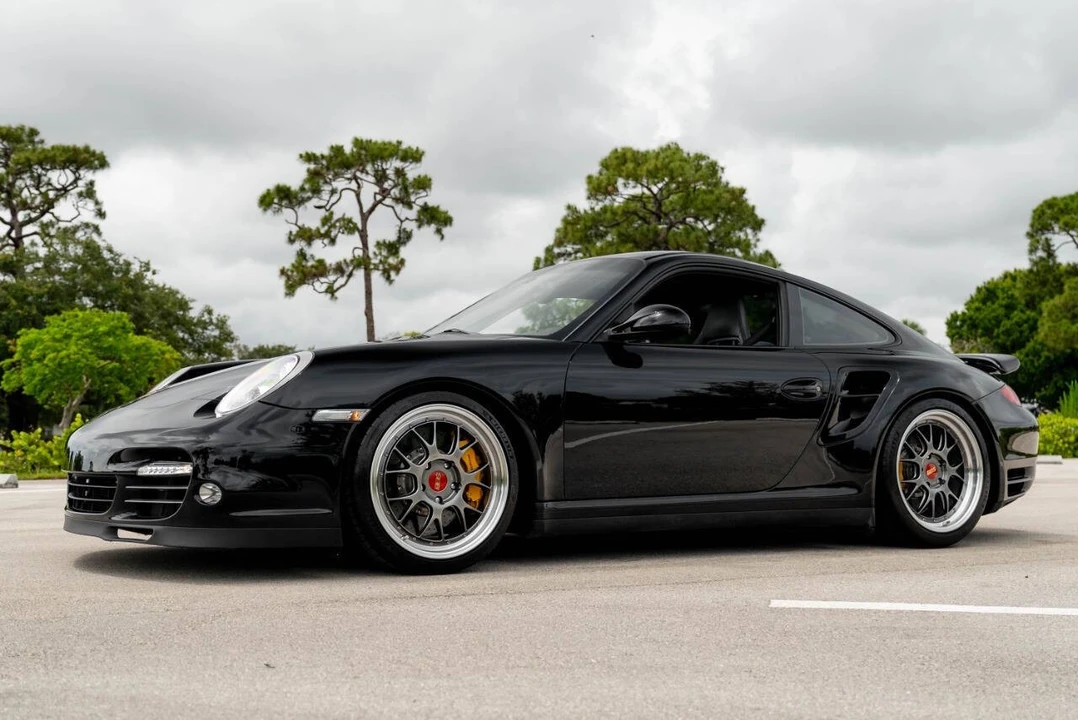 2011 Porsche 997 Turbo S - Image 4 of 31