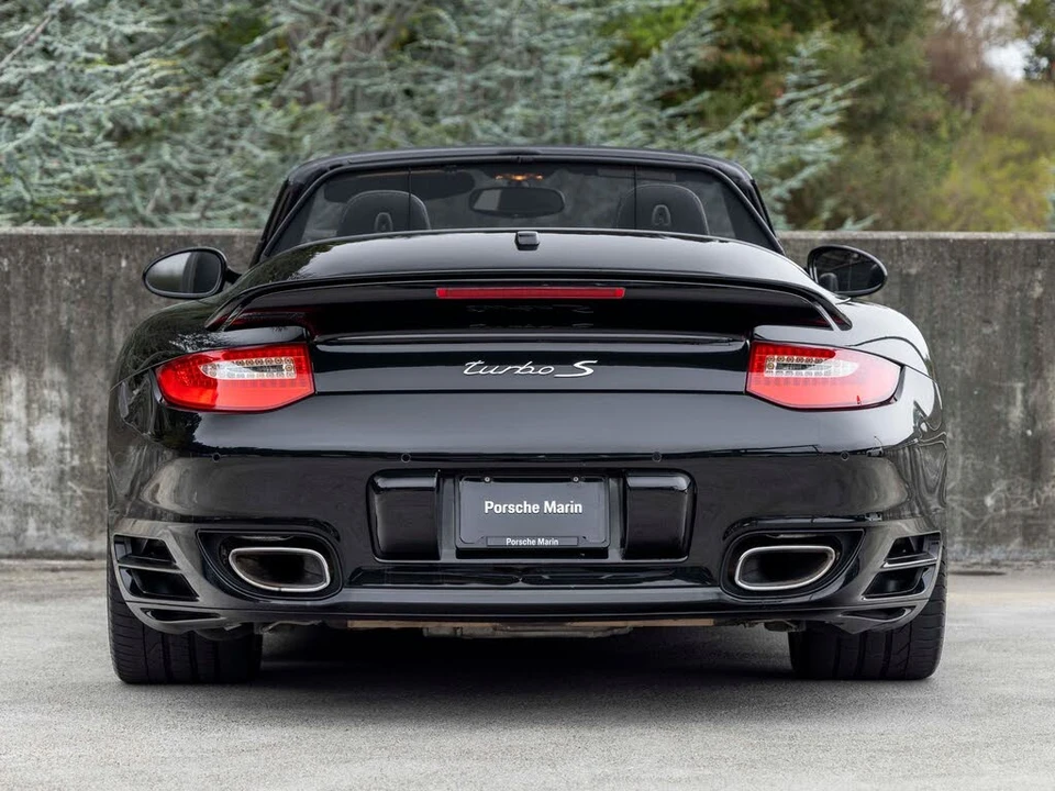 2011 Porsche 997 Turbo S - Image 10 of 31