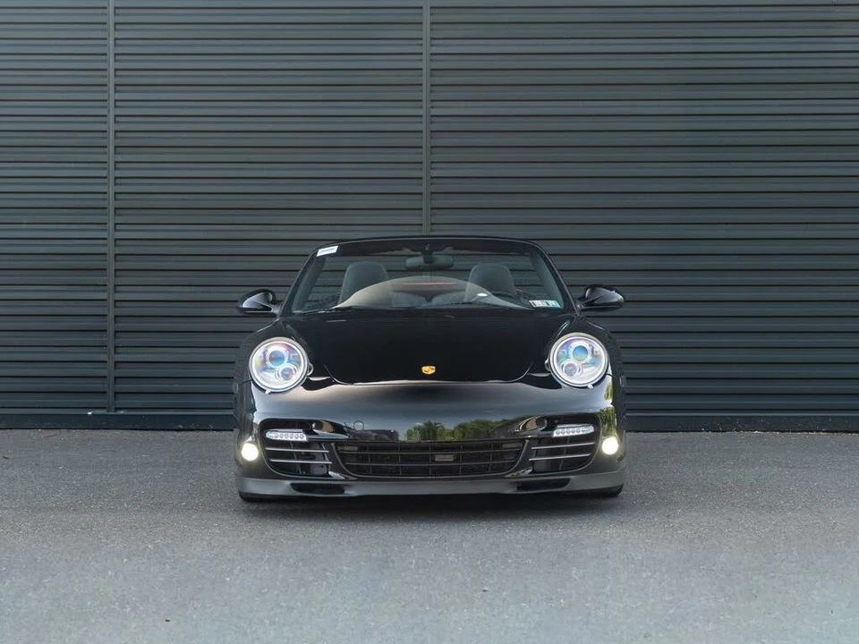 2011 Porsche 997 Turbo S - Image 11 of 31