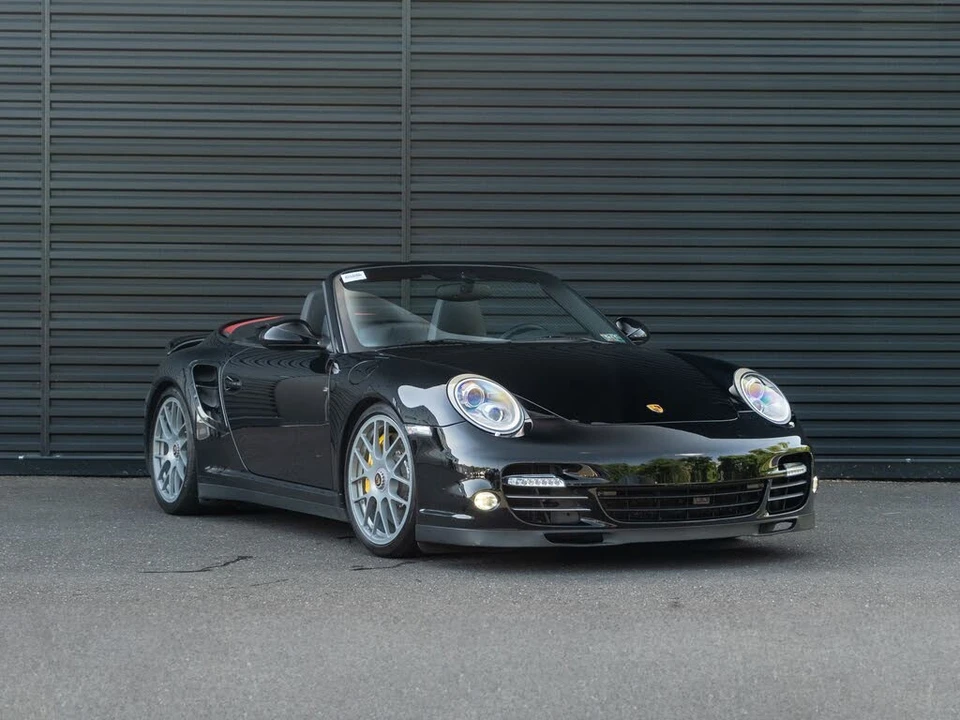 2011 Porsche 997 Turbo S - Image 10 of 31