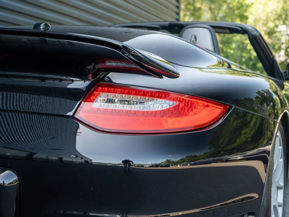 2011 Porsche 997 Turbo S - Image 21 of 31