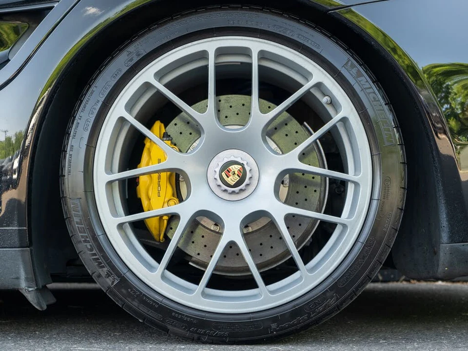 2011 Porsche 997 Turbo S - Image 13 of 31