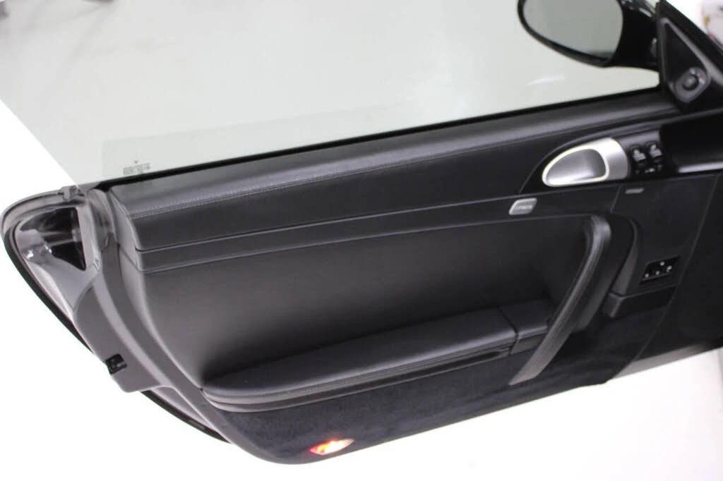 2011 Porsche 997 Turbo S - Image 17 of 31