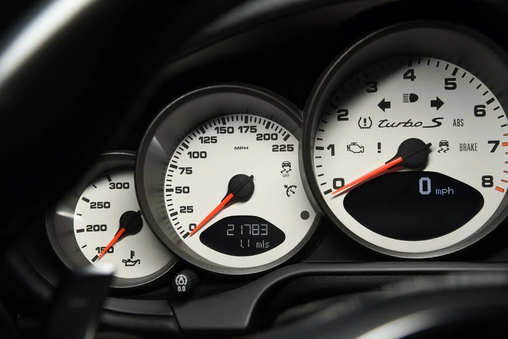 2011 Porsche 997 Turbo S - Image 21 of 31