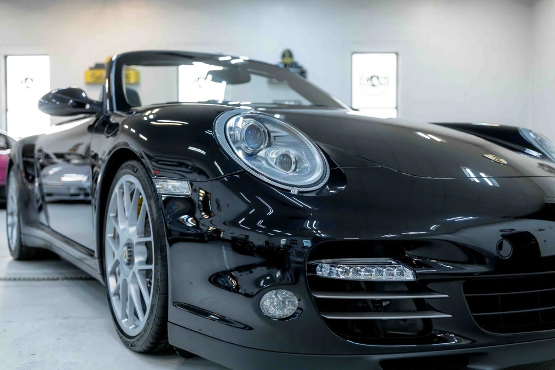2011 Porsche 997 Turbo S - Image 18 of 31