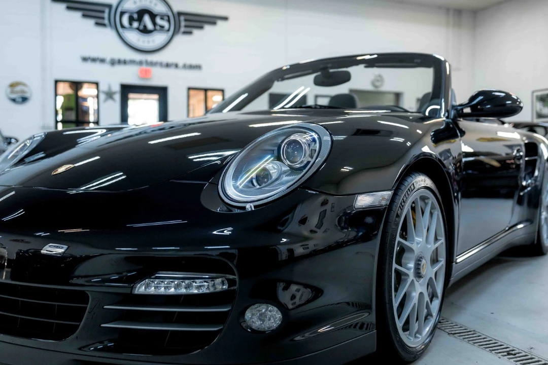 2011 Porsche 997 Turbo S - Image 16 of 31
