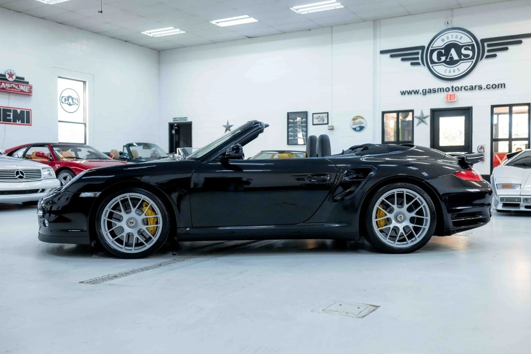 2011 Porsche 997 Turbo S - Image 11 of 31