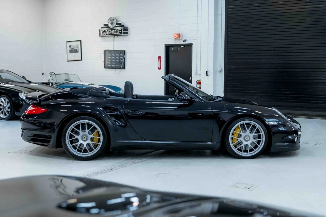 2011 Porsche 997 Turbo S - Image 7 of 31