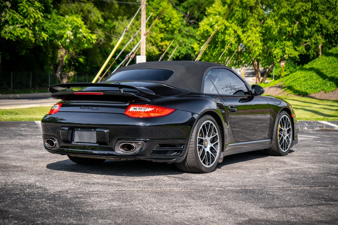 2011 Porsche 997 Turbo S - Image 13 of 31