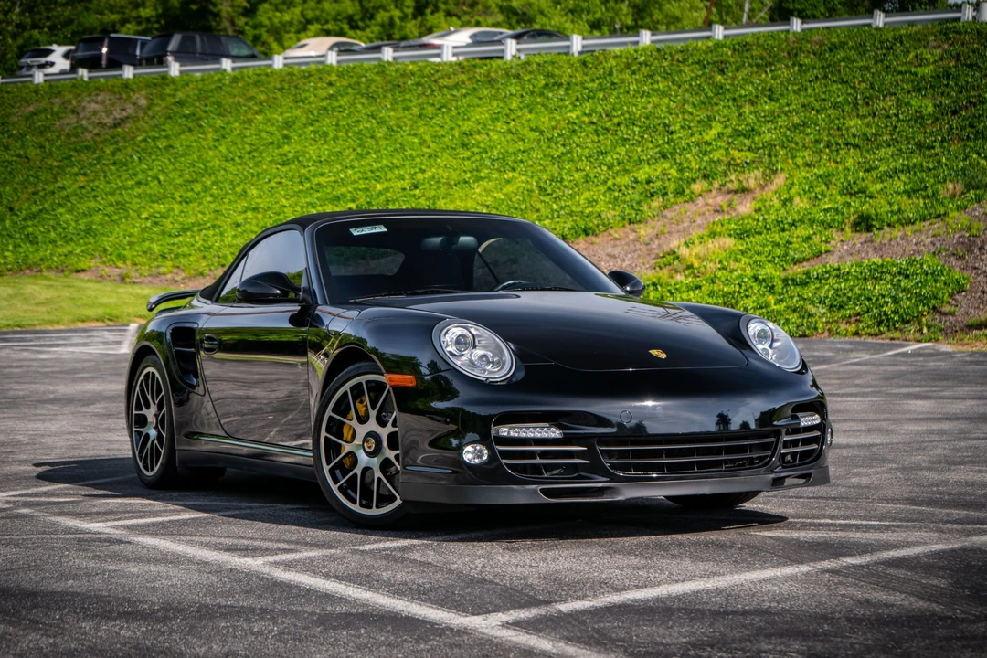 2011 Porsche 997 Turbo S - Image 18 of 31