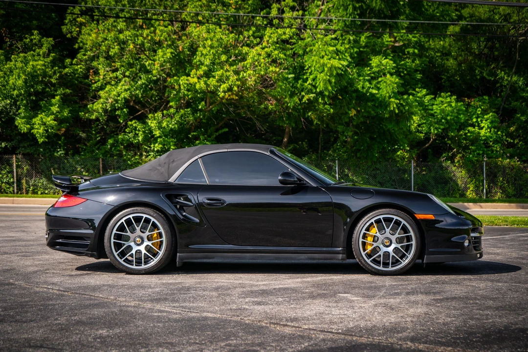 2011 Porsche 997 Turbo S - Image 15 of 31
