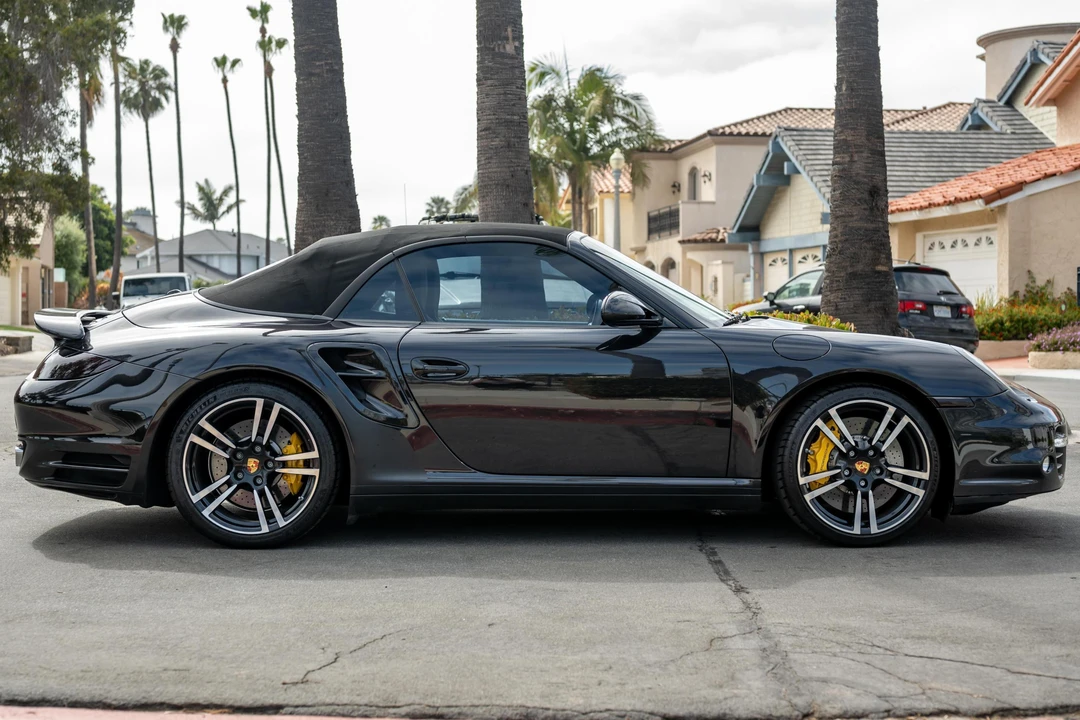 2011 Porsche 997 Turbo - Image 3 of 31