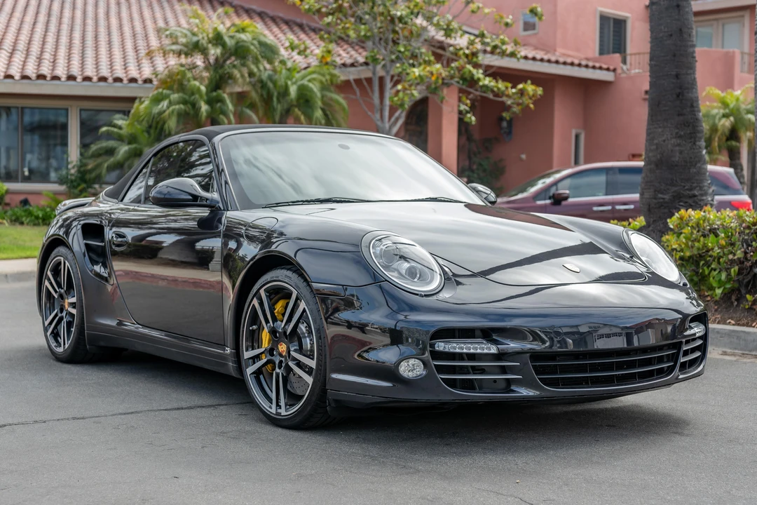 2011 Porsche 997 Turbo - Image 9 of 31