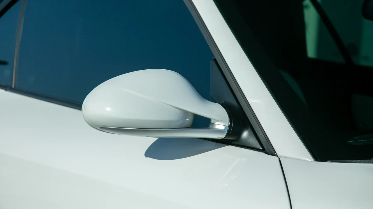 2011 Porsche 997 Turbo S - Image 21 of 31