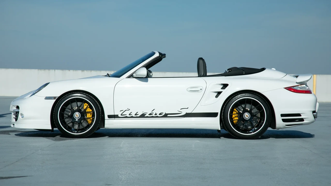 2011 Porsche 997 Turbo S - Image 3 of 31