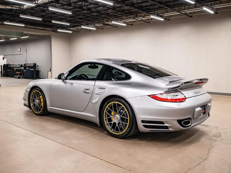 2011 Porsche 997 Turbo S - Image 23 of 31