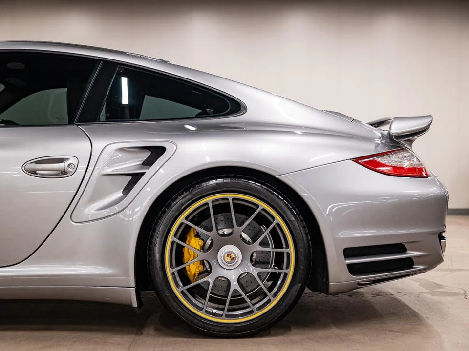 2011 Porsche 997 Turbo S - Image 22 of 31