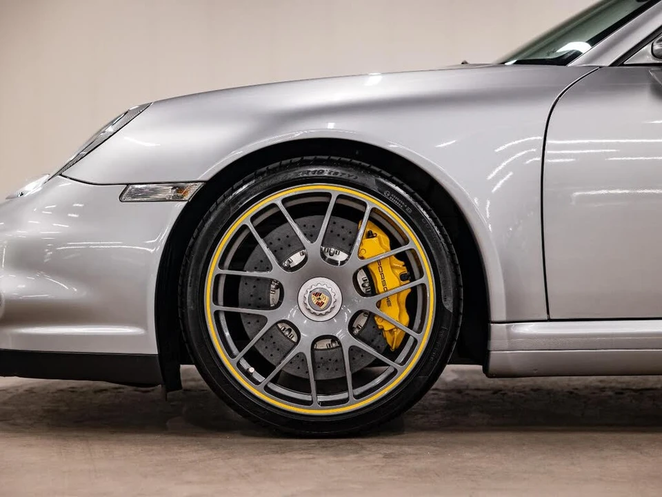 2011 Porsche 997 Turbo S - Image 21 of 31