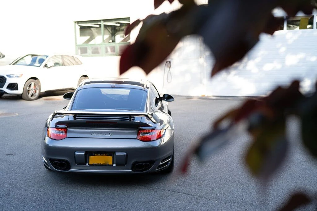 2011 Porsche 997 Turbo S - Image 16 of 31