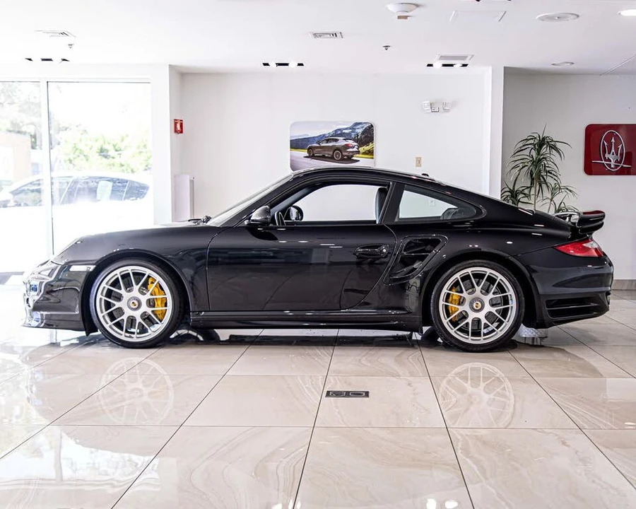 2011 Porsche 997 Turbo S - Image 7 of 31