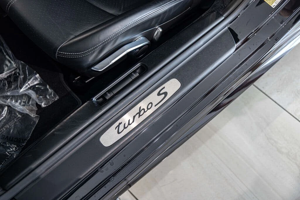 2011 Porsche 997 Turbo S - Image 19 of 31