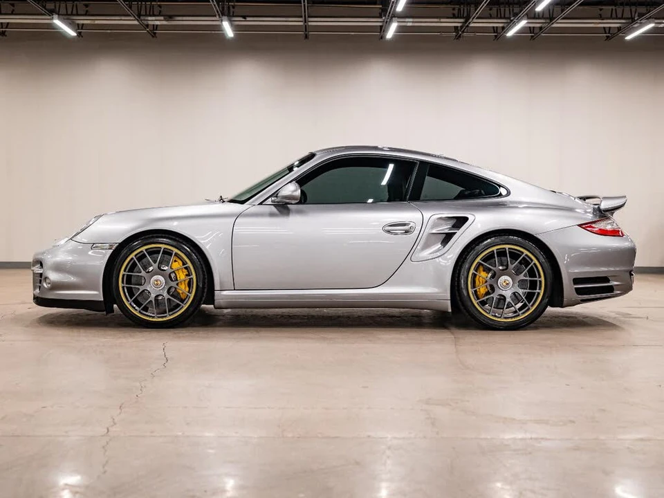 2011 Porsche 997 Turbo S - Image 17 of 31