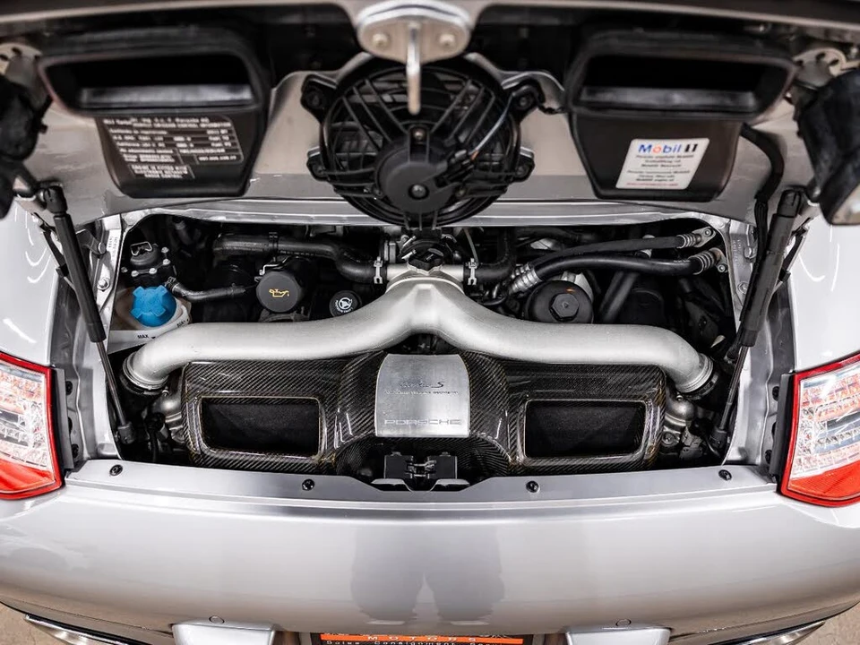 2011 Porsche 997 Turbo S - Image 13 of 31