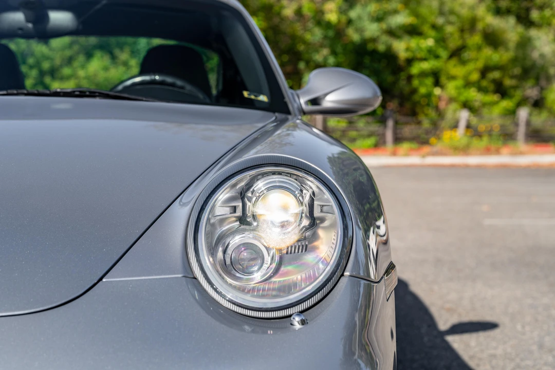 2011 Porsche 997 Turbo - Image 11 of 31