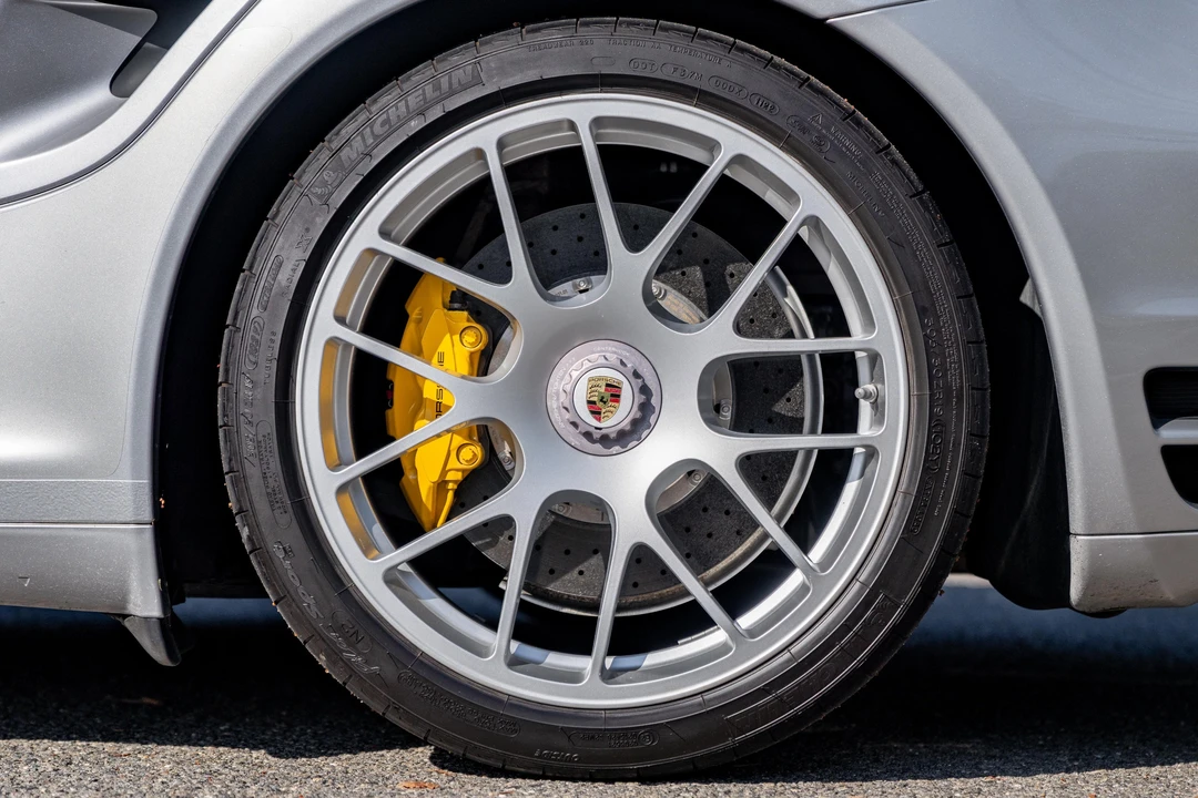 2011 Porsche 997 Turbo - Image 17 of 31