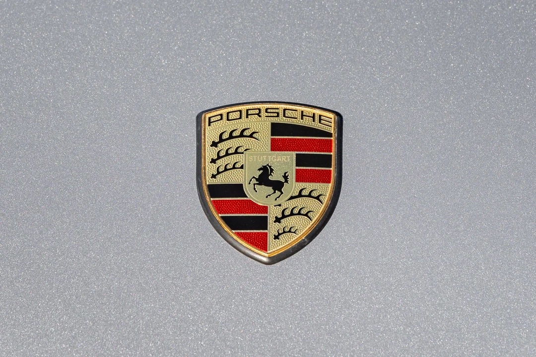 2011 Porsche 997 Turbo - Image 10 of 31