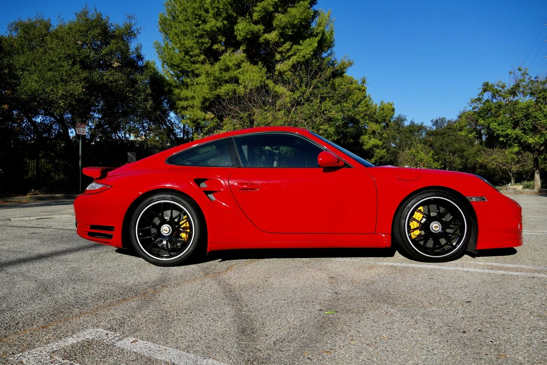 2011 Porsche 997 Turbo S - Image 7 of 31