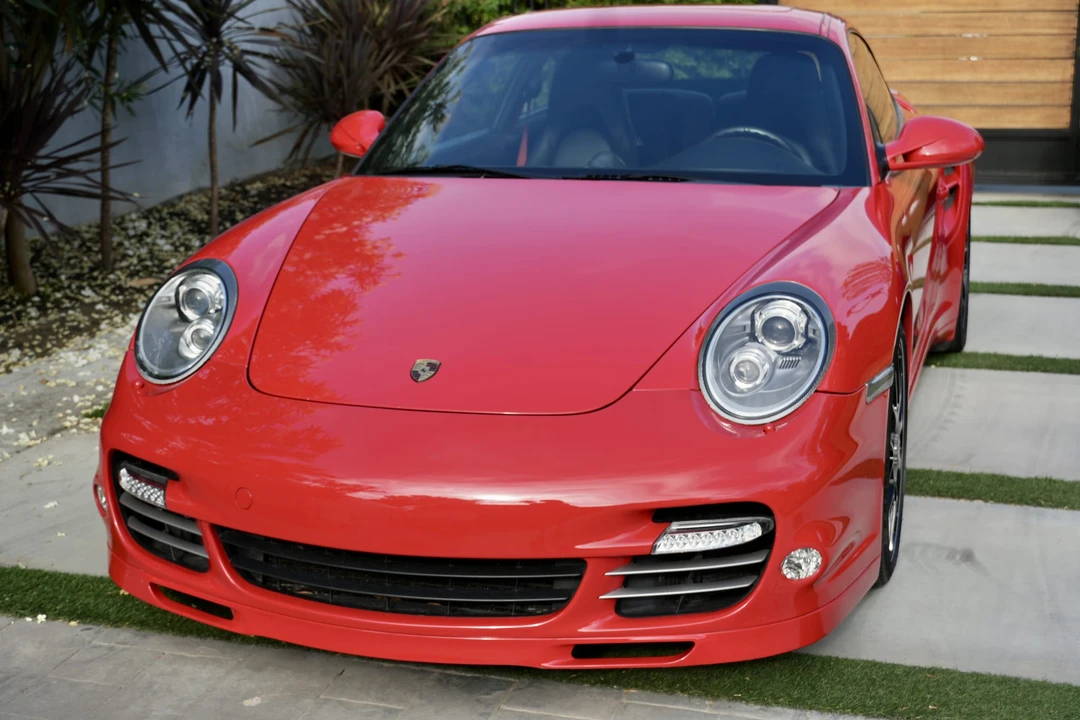 2011 Porsche 997 Turbo S - Image 24 of 31