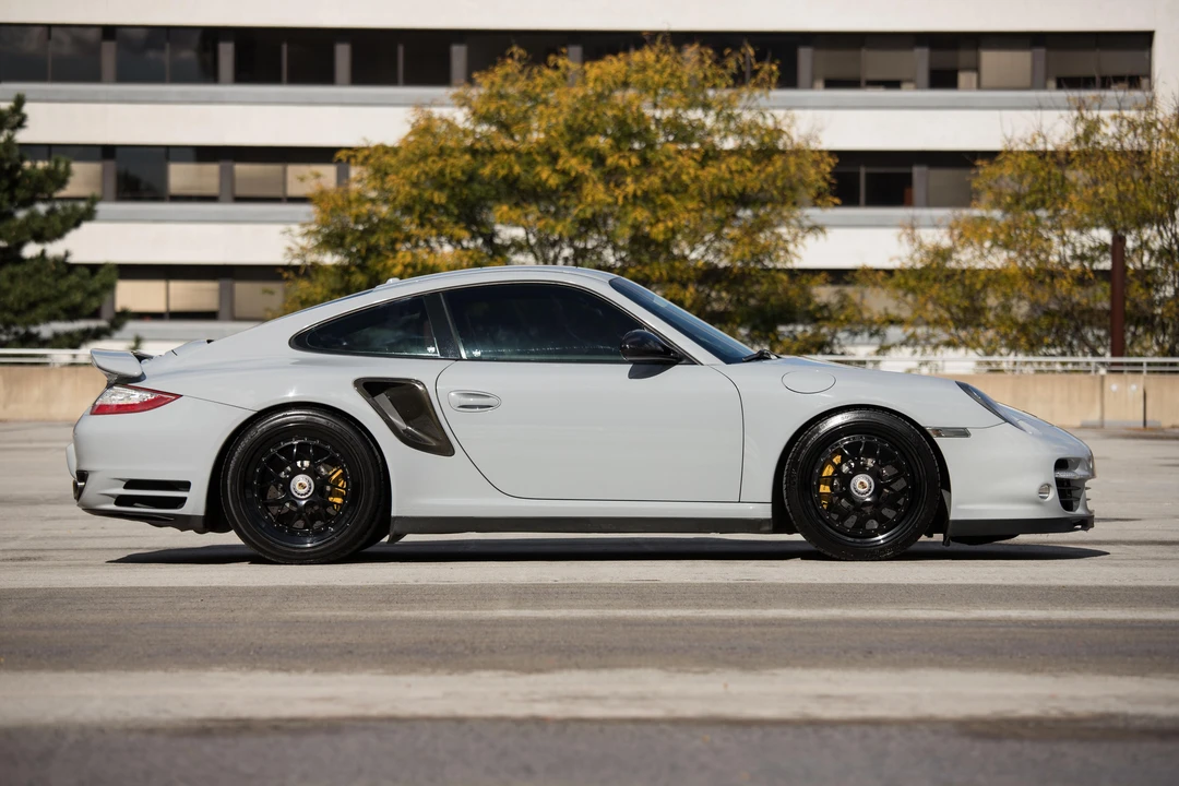 2011 Porsche 997 Turbo S - Image 12 of 31