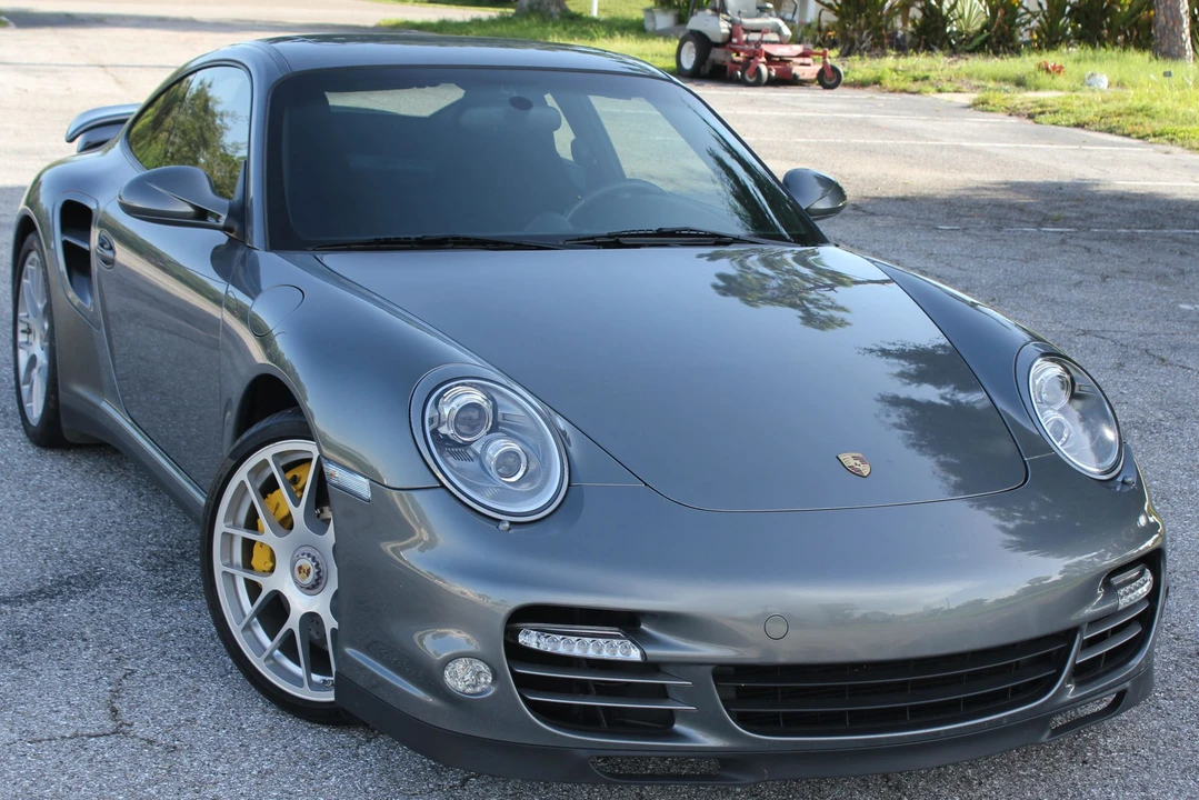 2011 Porsche 997 Turbo S - Image 17 of 31