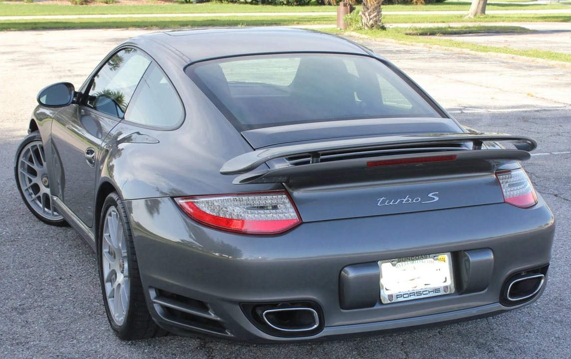 2011 Porsche 997 Turbo S - Image 11 of 31