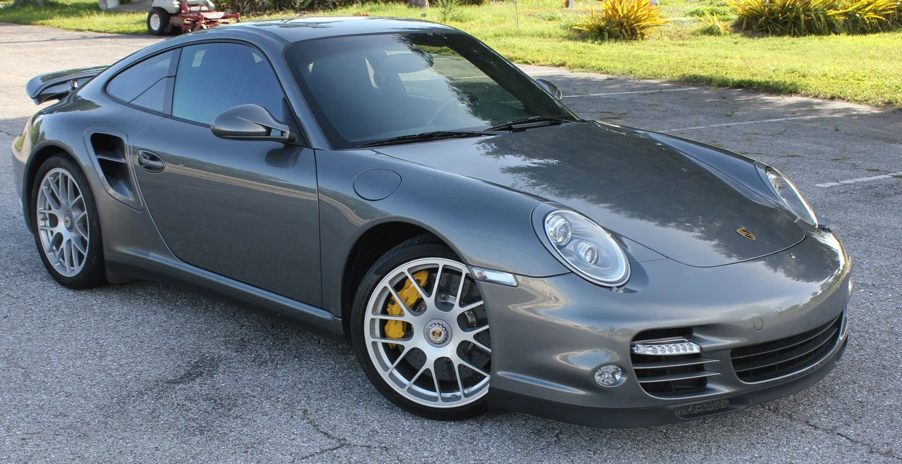 2011 Porsche 997 Turbo S - Image 16 of 31