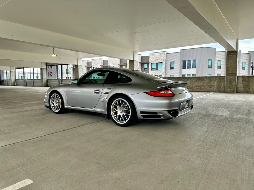 2011 Porsche 997 Turbo S - Image 9 of 31