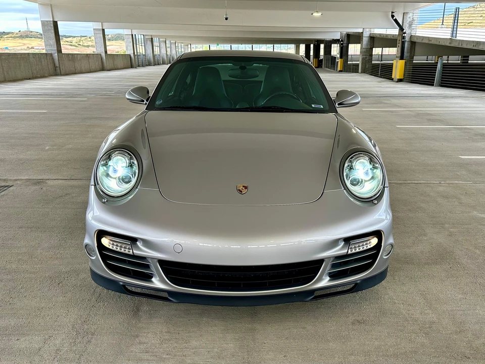 2011 Porsche 997 Turbo S - Image 7 of 31