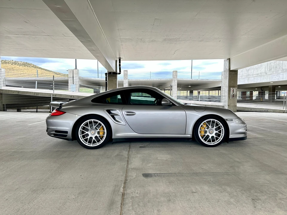 2011 Porsche 997 Turbo S - Image 10 of 31
