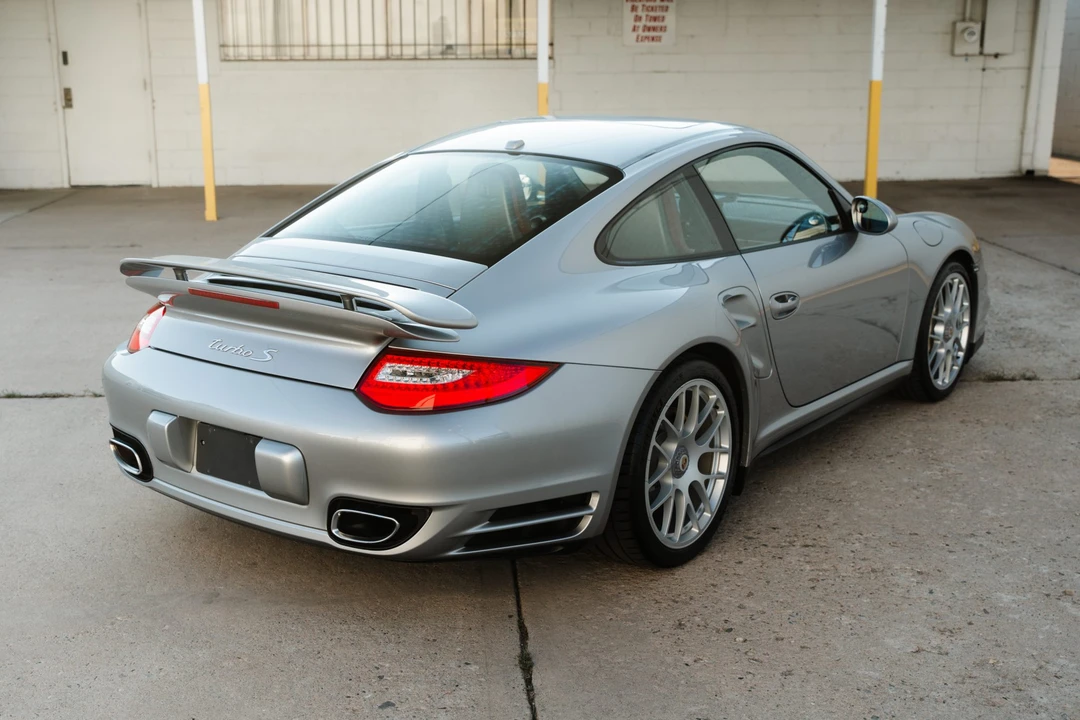 2011 Porsche 997 Turbo - Image 18 of 31