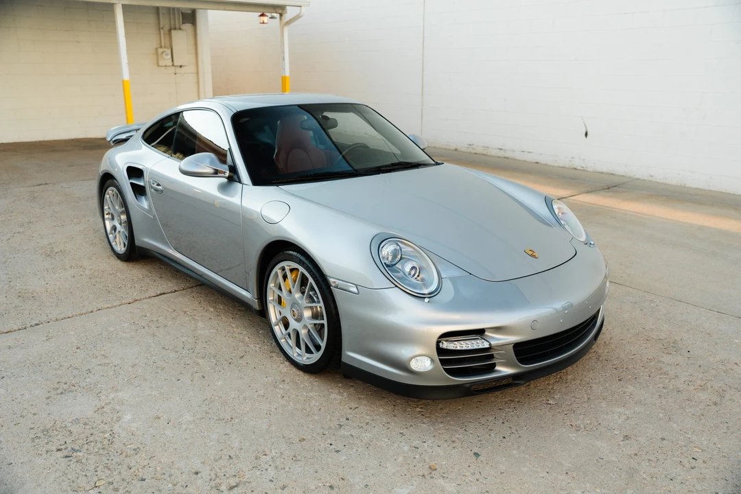 2011 Porsche 997 Turbo - Image 27 of 31