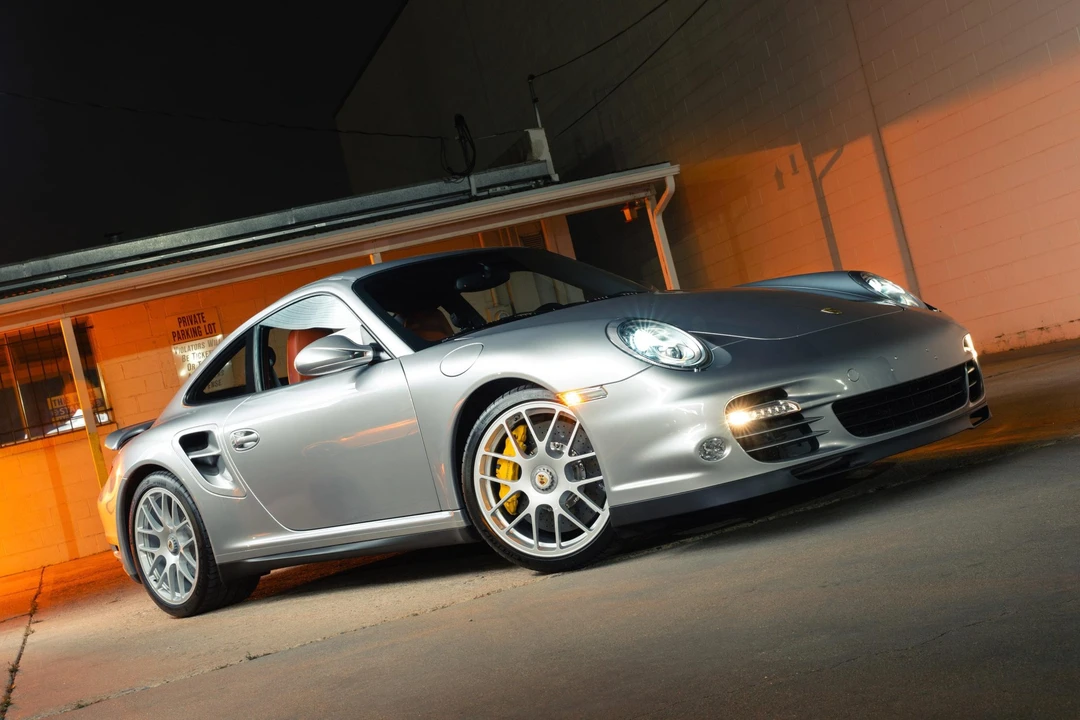 2011 Porsche 997 Turbo - Image 25 of 31
