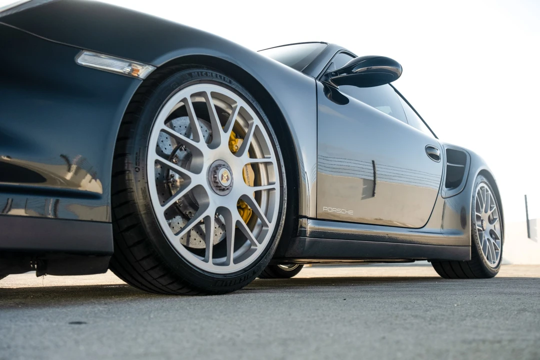 2011 Porsche 997 Turbo S - Image 15 of 31