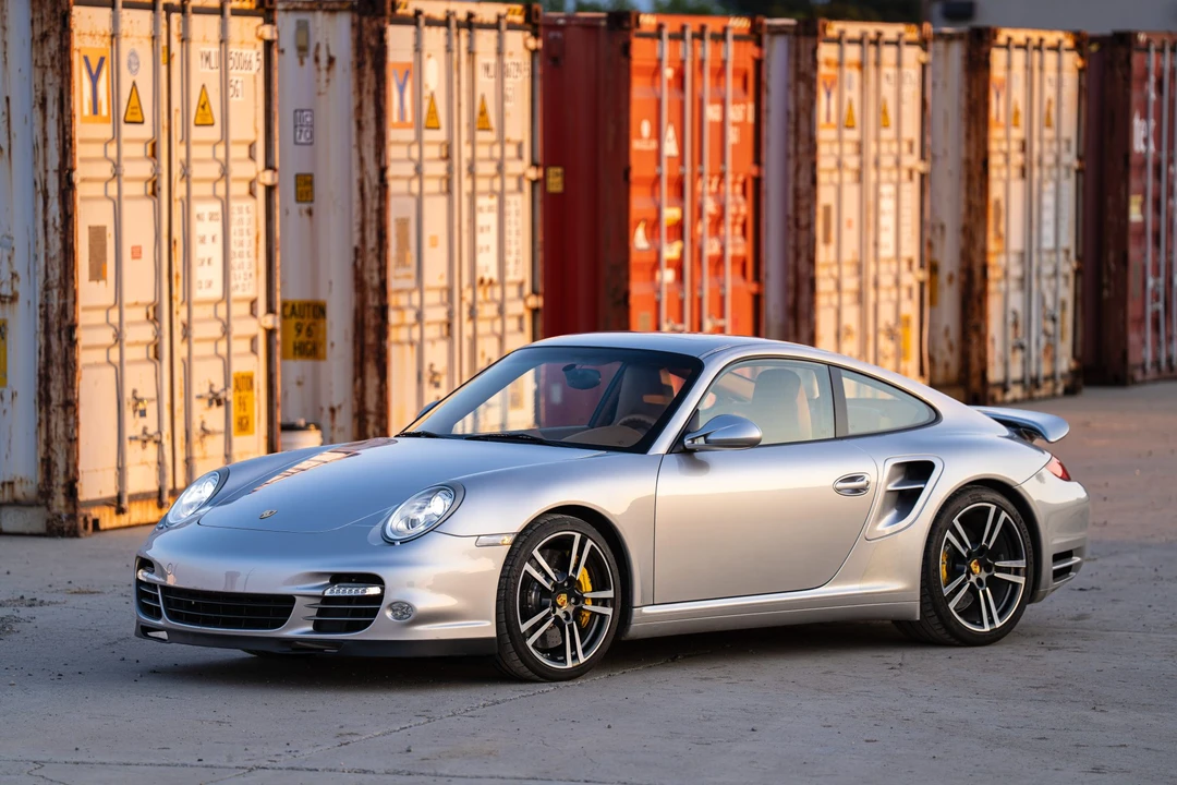 2011 Porsche 997 Turbo - Image 6 of 31
