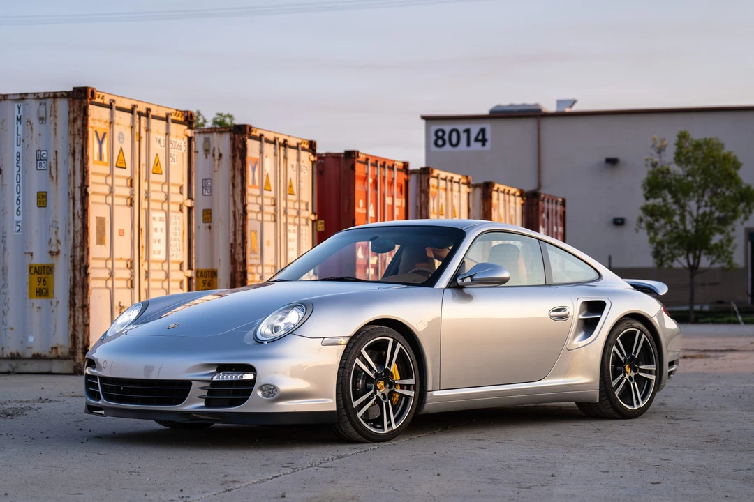 2011 Porsche 997 Turbo - Image 7 of 31