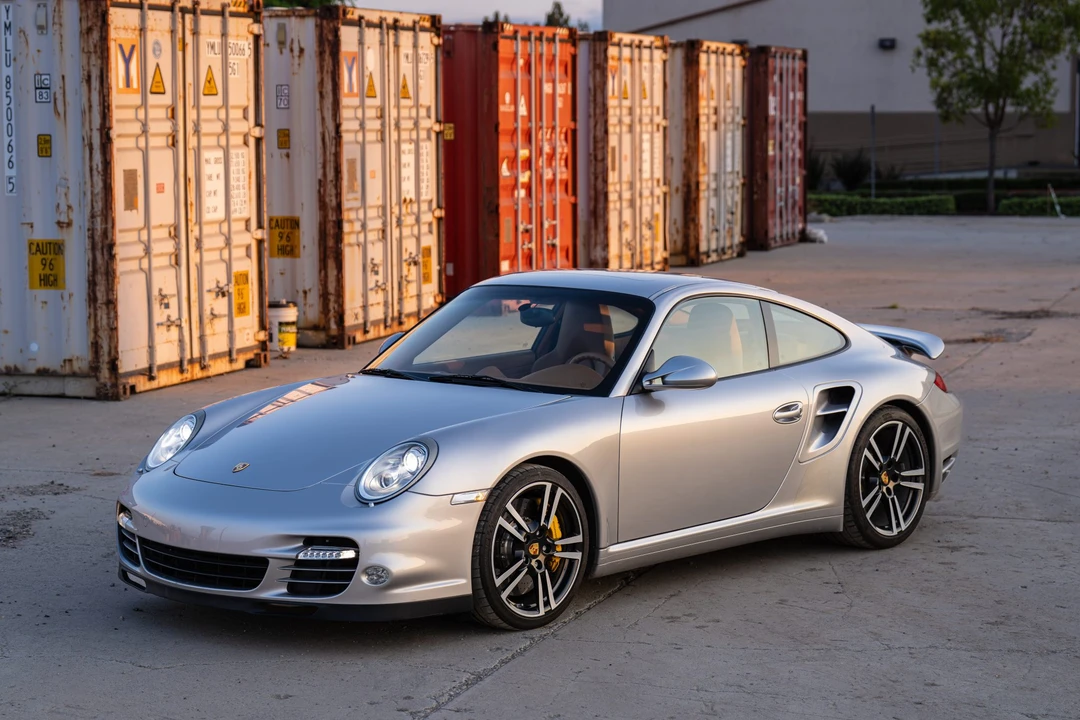 2011 Porsche 997 Turbo - Image 9 of 31