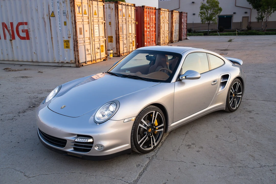 2011 Porsche 997 Turbo - Image 11 of 31