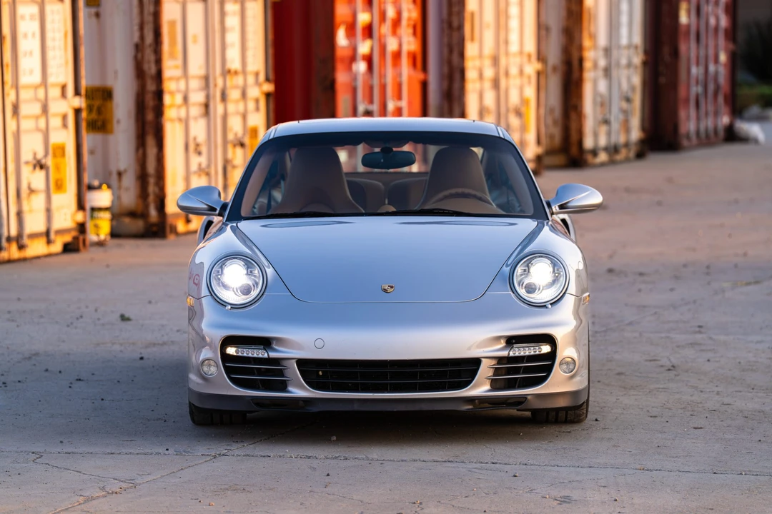 2011 Porsche 997 Turbo - Image 19 of 31