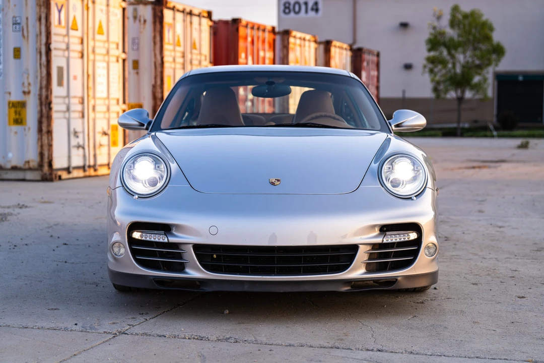2011 Porsche 997 Turbo - Image 20 of 31